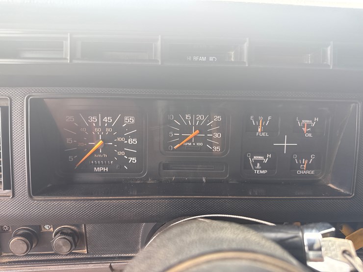 1996-ford-ft900-image-52