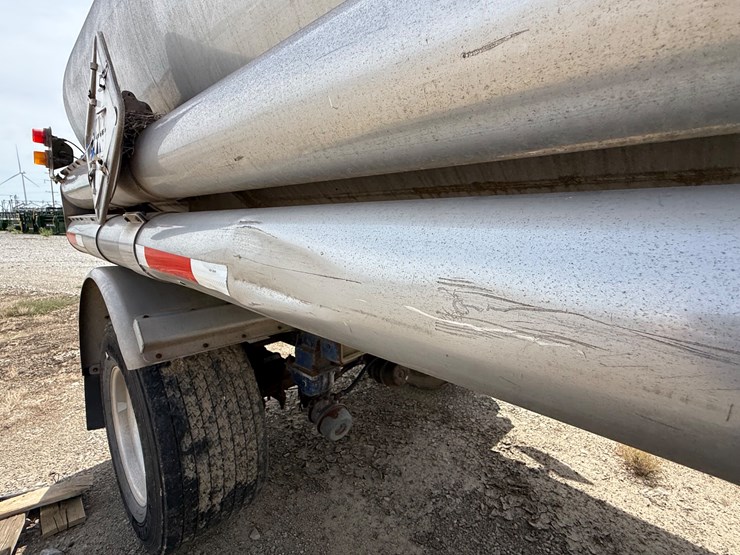 #9657-•-1996-weld-it-s/a-5400gal-fuel-trailer-1w9t23269tl010011-inv#:-9657-image-55