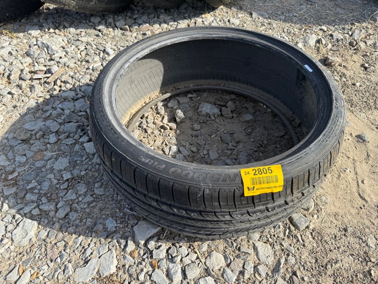 #2805-•-nexen-225/35r20-tire--inv#2805-inv#-2805-inv#:-2805-image-2