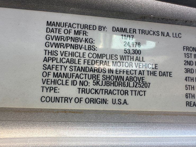 2018-western-star-5700-image-87