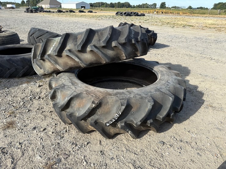 #9655-•-lot-of-(2)-goodyear-480/80r46-tire-inv#:-9655-image-3