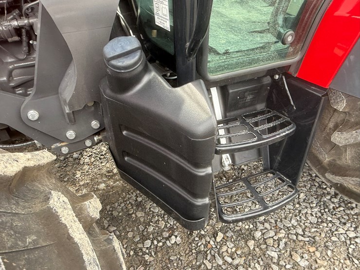 2022-massey-ferguson-4710-image-30