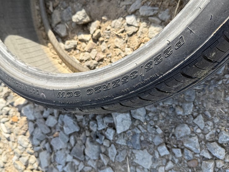 #2805-•-nexen-225/35r20-tire--inv#2805-inv#-2805-inv#:-2805-image-6