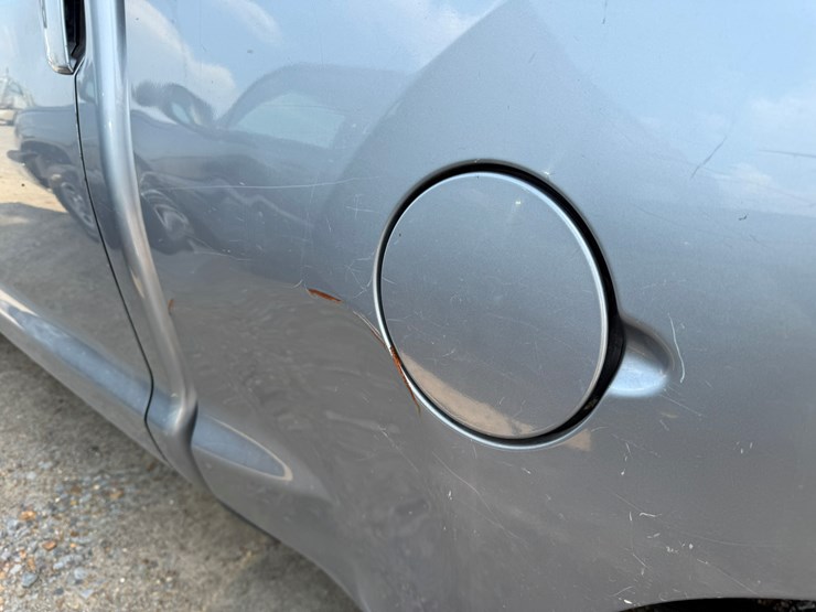 2011-toyota-tundra-image-14
