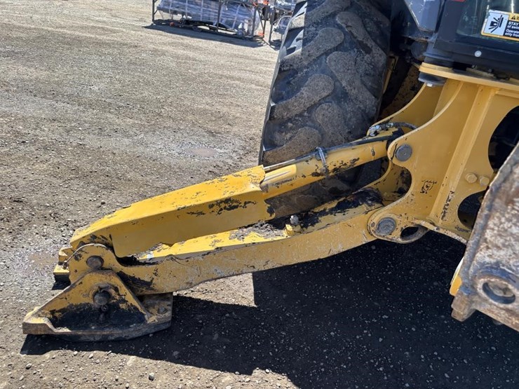 2019-deere-310l-ep-image-26