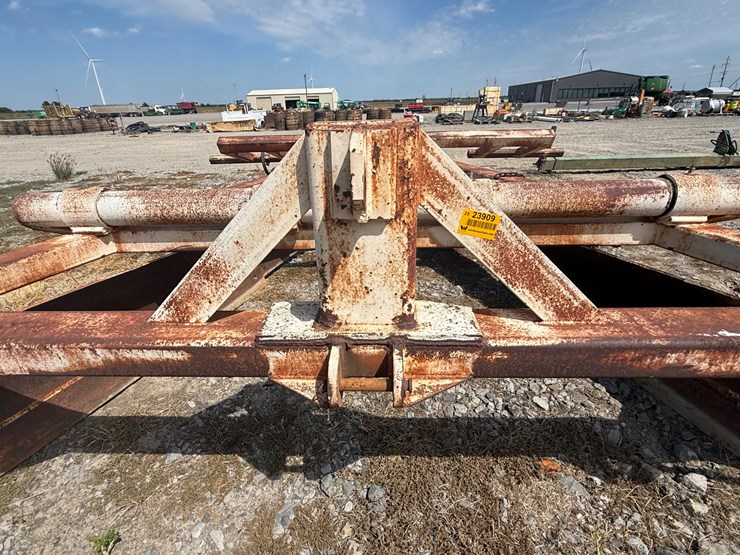 #23909-•-allen-manufacturing-levee-squeeze-image-7