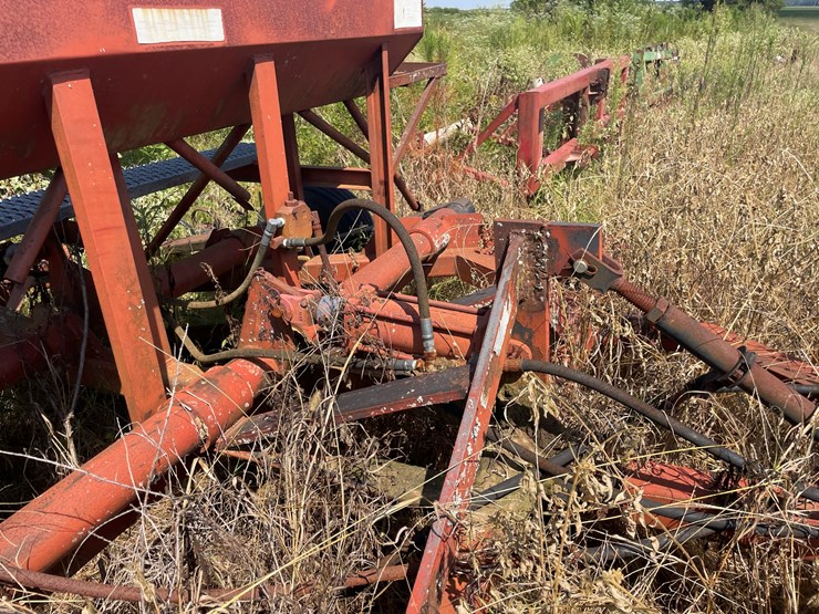 #24158-•-hula-mfg-levee-squeeze-w/seeder-image-8