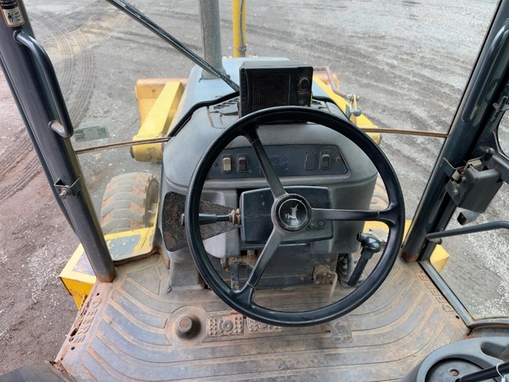 2001-deere-310g-image-25