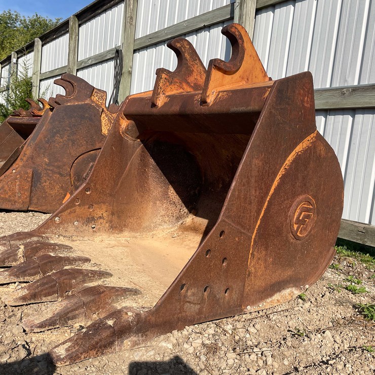 #13391 • Excavator Bucket