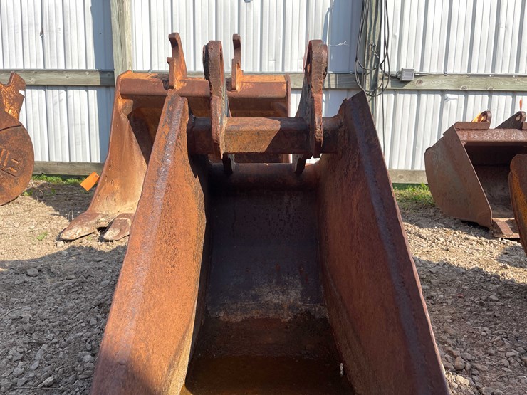 #13392-•-new-holland-bucket-image-10