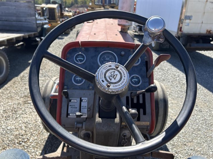 massey-ferguson-1100-image-41