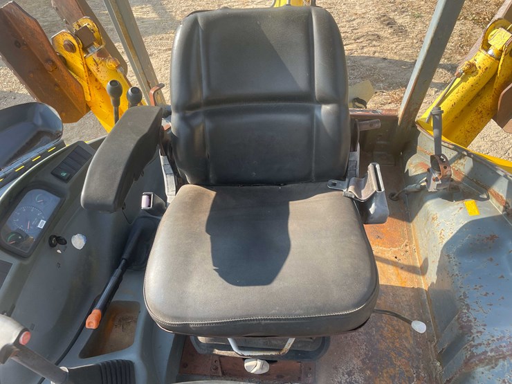 2002-new-holland-lb75b-image-66