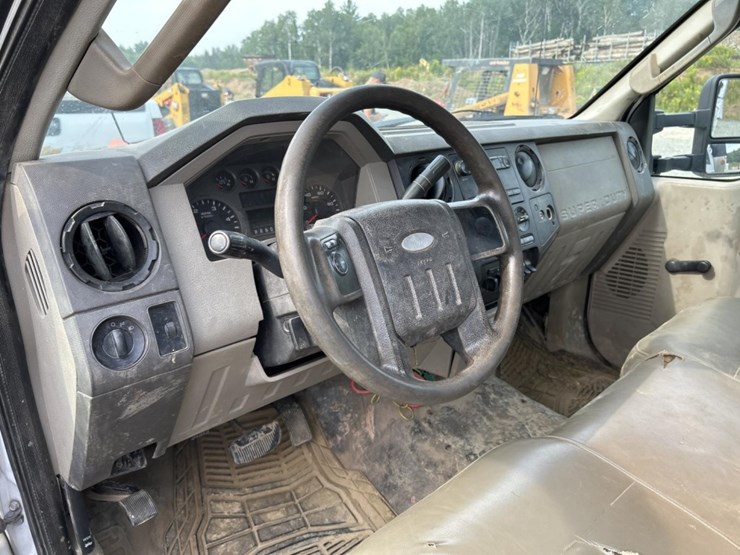 2008-ford-f450-image-65