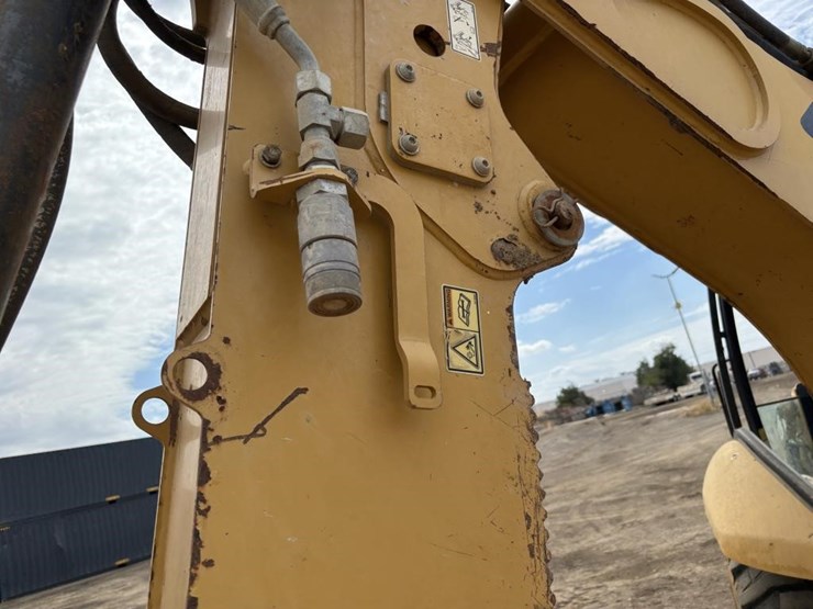 2013-caterpillar-420f-image-20