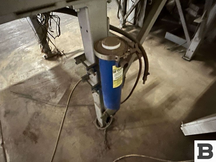 2002-volmpack-12000-weigher-with-legs---pasco,-wa-image-5
