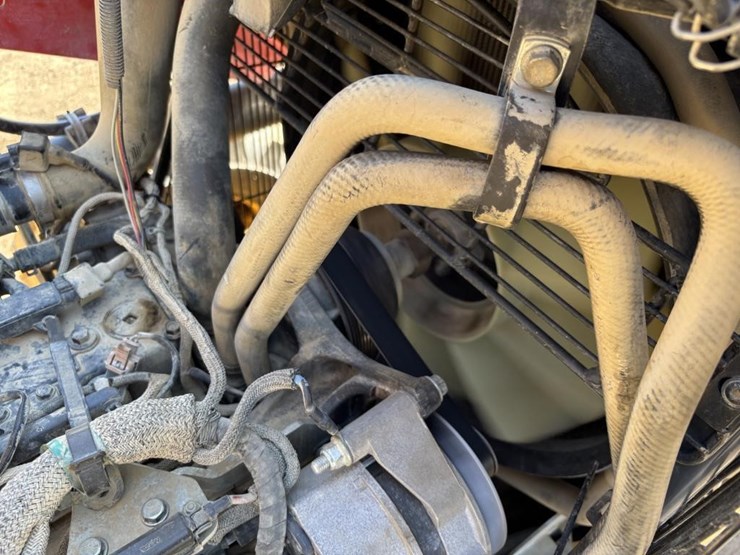 2019-deere-310l-ep-image-59