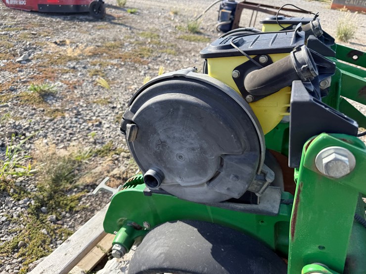 #9790-•-john-deere-twin-row-planter-unit-inv#:-9790-image-15