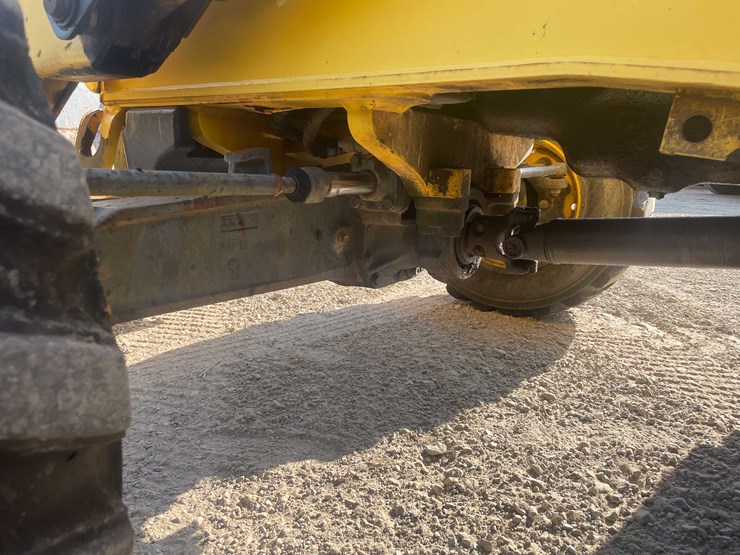 2002-new-holland-lb75b-image-53