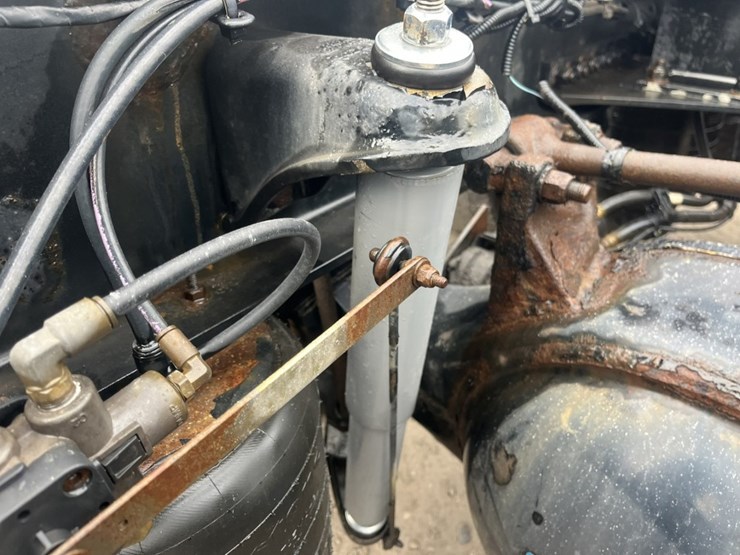 2020-kenworth-t680-image-86