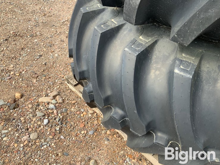 yield-master-30.5l-32-tires-&-rims-image-12