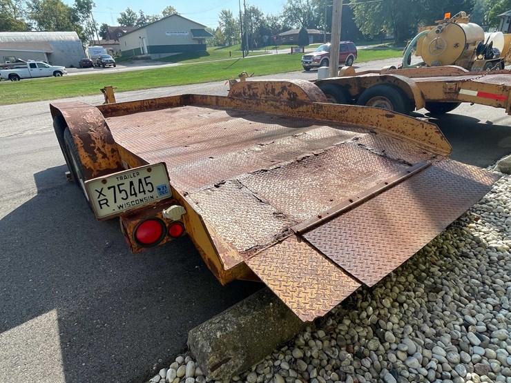 #13338-•-1991-butler-tilt-bed-trailer-(has-wi-title)-image-14