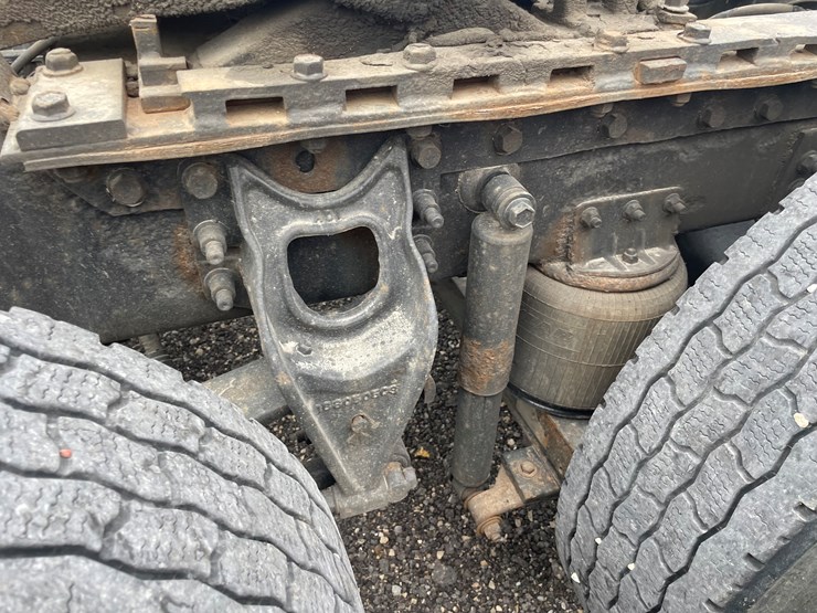 1998-cummins-m11-image-11