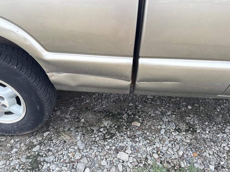 2001-chevrolet-s10-image-13