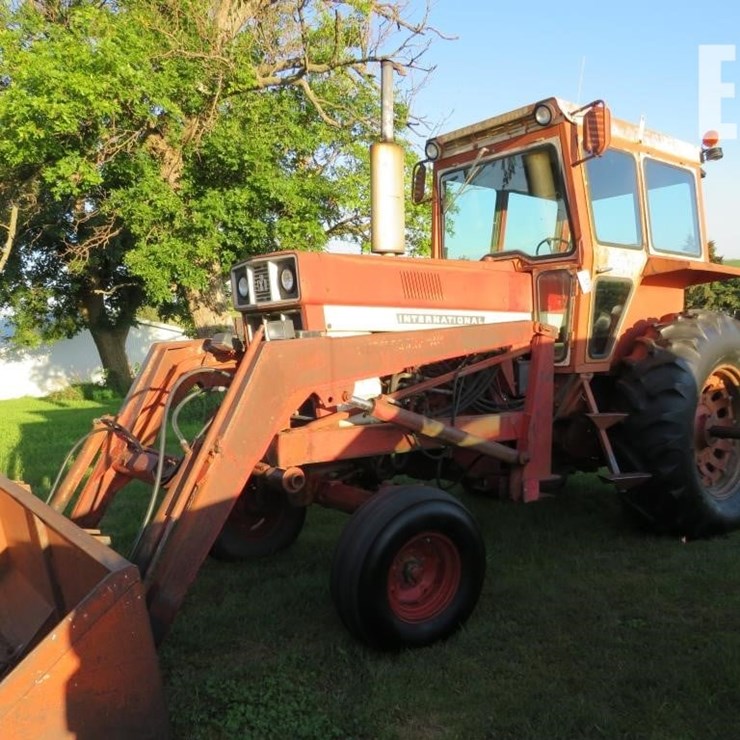 INTERNATIONAL 966