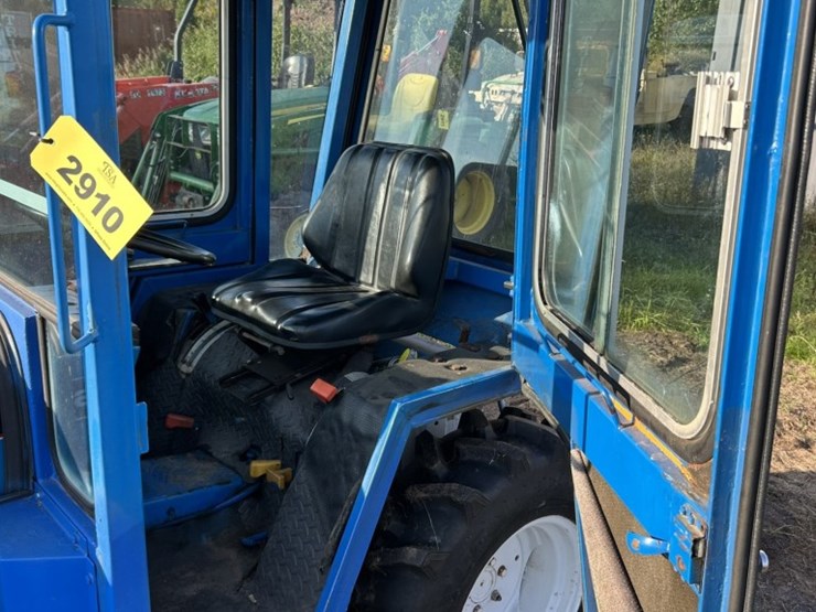 ford-1220-image-48