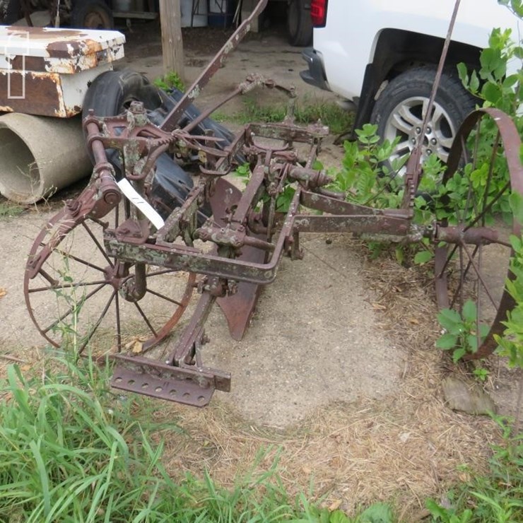 JOHN DEERE 11