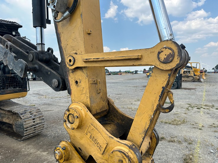 caterpillar-311fl-image-35