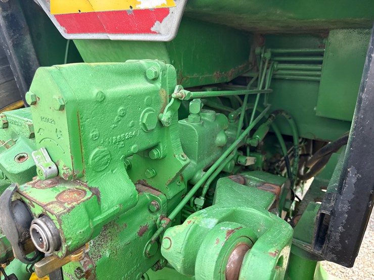 john-deere-4840-image-17