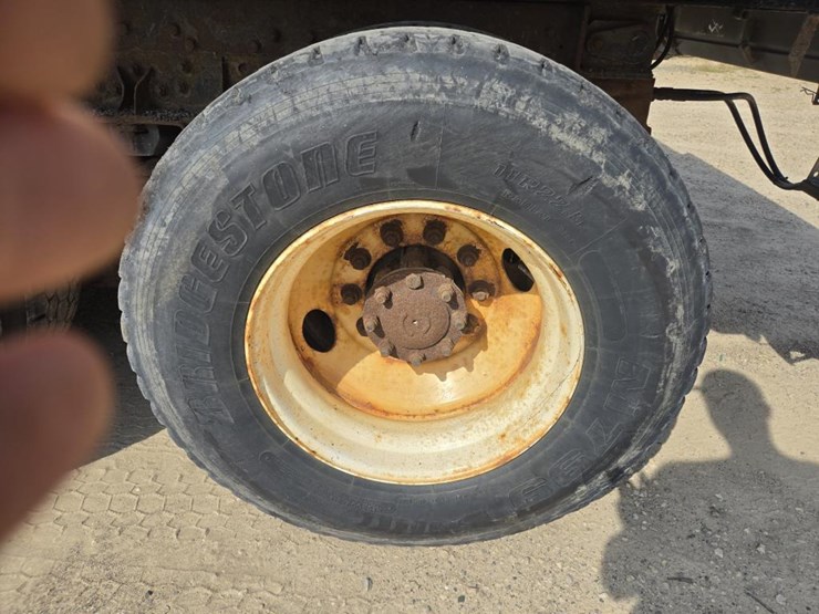 #1243-•-2002-international-6x4-dump-truck-image-70