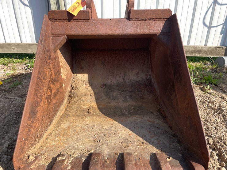 #13393-•-new-holland-bucket-image-8