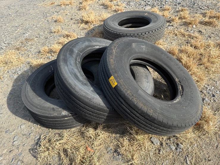 #5034-•-lot-of-(3)-miscellaneous-tires--inv#-5034-image-5