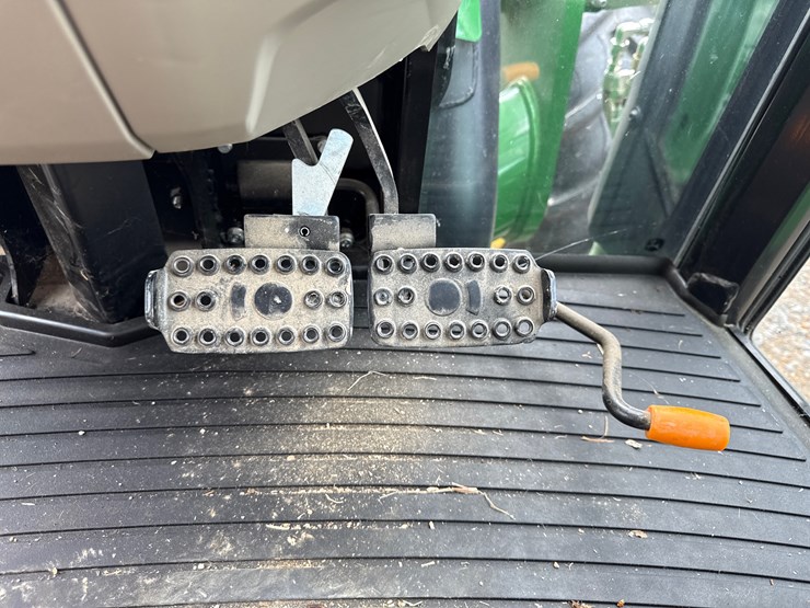 john-deere-5100e-image-39