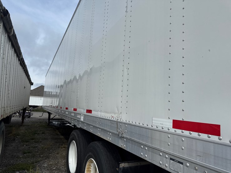 2016-stoughton-trailer-image-20