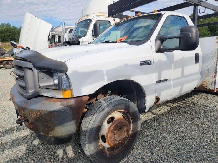 2002-ford-f550-image-9