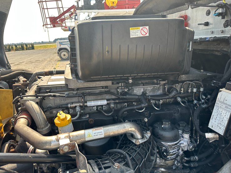 2018-western-star-5700-image-58