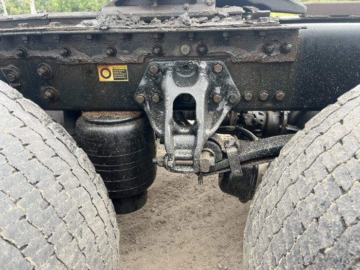 2020-kenworth-t680-image-91