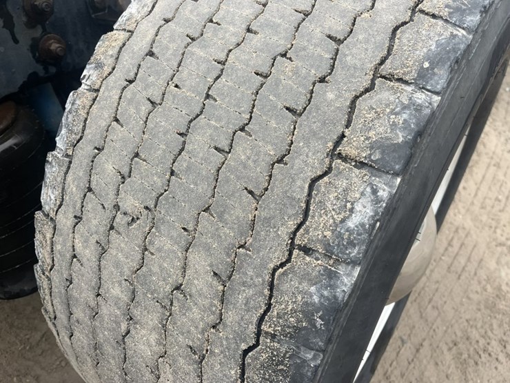 2020-kenworth-t680-image-108