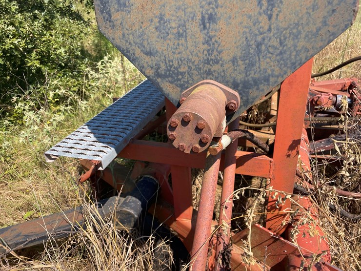 #24158-•-hula-mfg-levee-squeeze-w/seeder-image-7