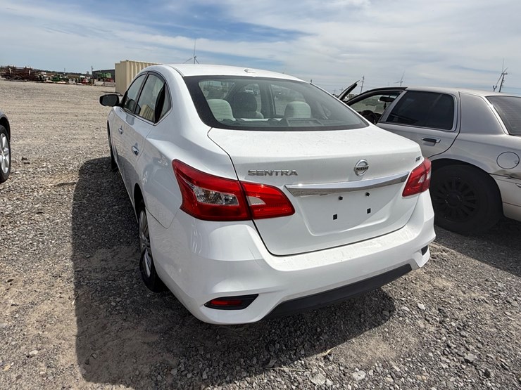 #3760-•-inop-2016-nissan-sentra-sedan-3n1ab7ap6gy243642-inv#:-3760-image-6