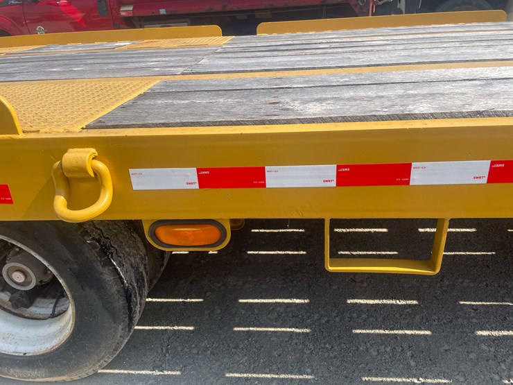 2000-custom-flatbed-image-52