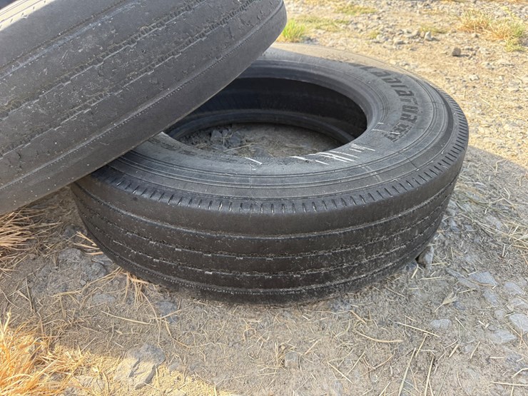 #5034-•-lot-of-(3)-miscellaneous-tires--inv#-5034-image-17