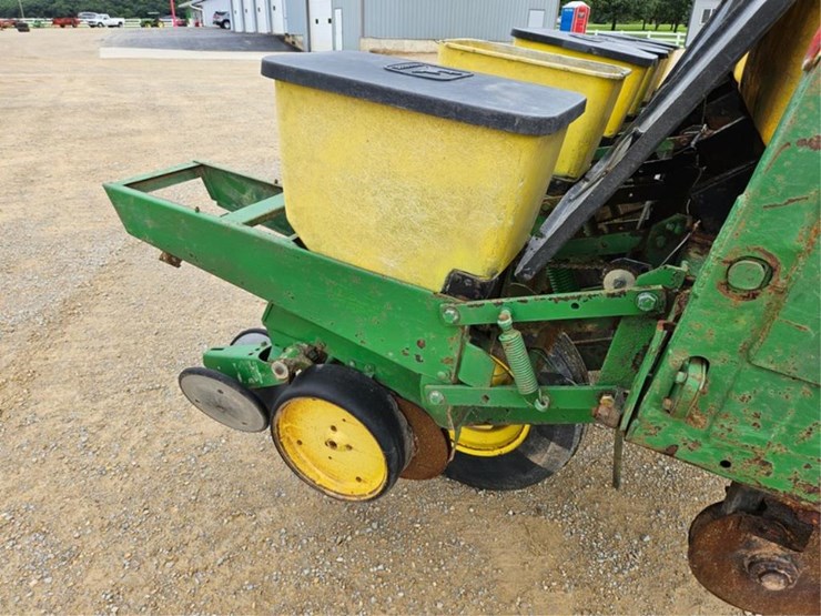 john-deere-7000-image-15