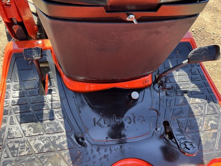 2020-kubota-bx23s-image-38