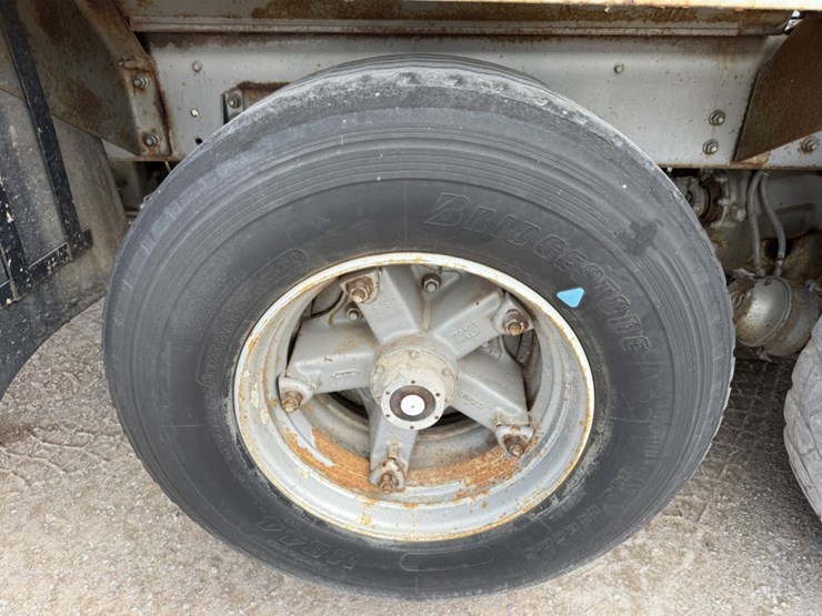 #1553-•-1991-oshkosh-mixer-truck-image-76