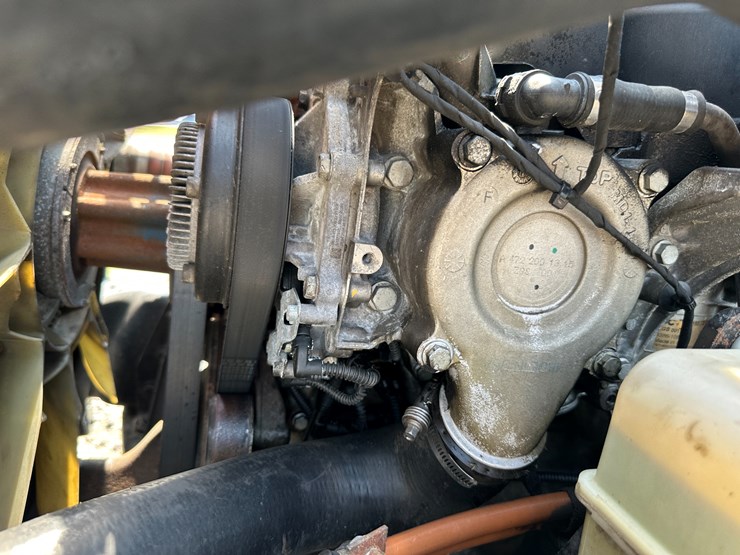 2018-western-star-5700-image-54