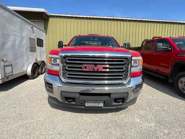 2015-gmc-sierra-2500hd-image-10